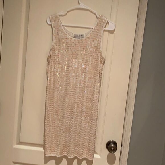 AJ Bari Beaded and sequin dress. 8 - Picture 1 of 4